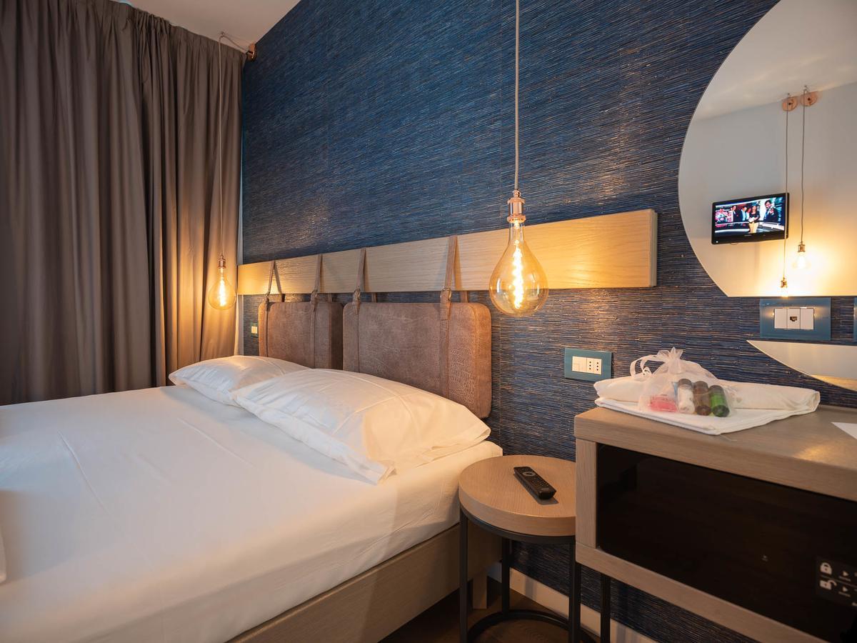 Glocal Torbole Hotel Torbole Sul Garda Luaran gambar